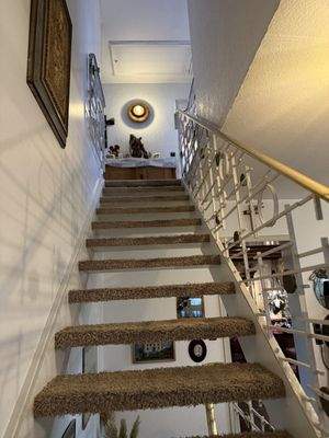 Aufgang zu 3 Schl.Z mit 2 Bädern