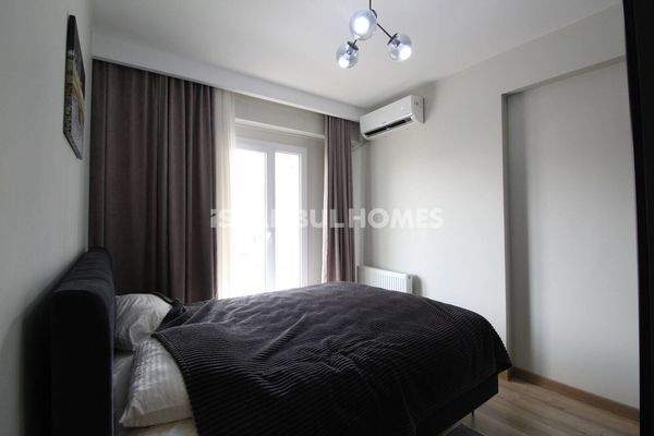2-Bedroom Flat in a Complex with Pool and Gym in İstanbul Silivri