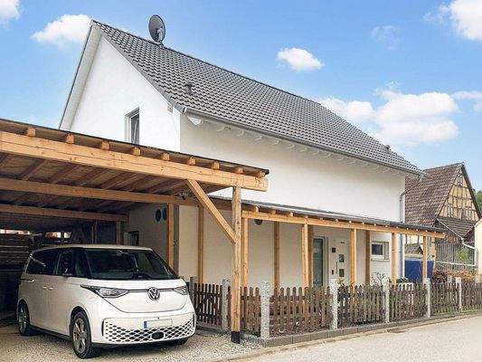 Frontansicht Carport.jpg