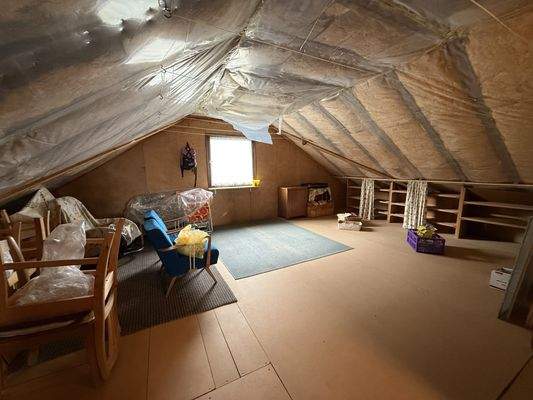 Dachboden - ausbaufähig