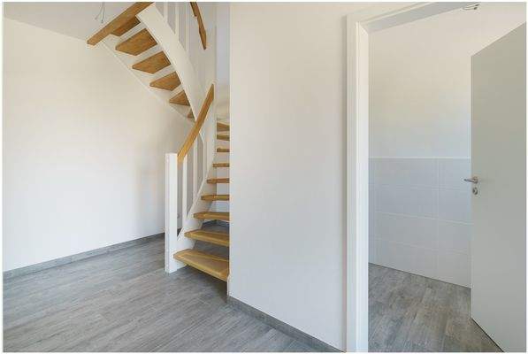 Eingangsbereich Treppe GästeWC