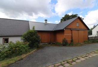 Scheune straßenseitig