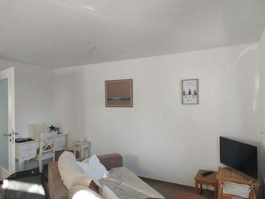 Wohnzimmer, Küche (2).jpg