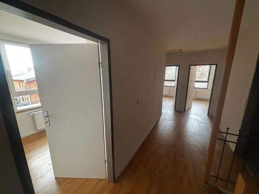 Flur 1. OG
