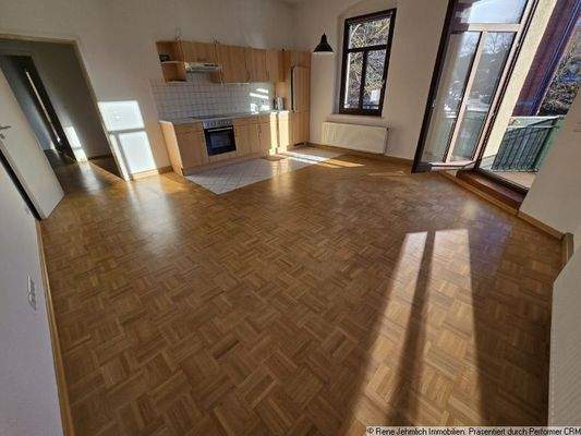 Wohnzimmer mit Küche Ansicht 2