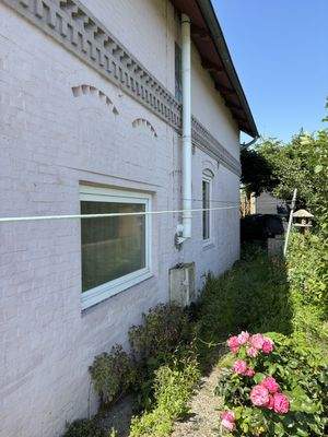 Hausansicht von der Seite