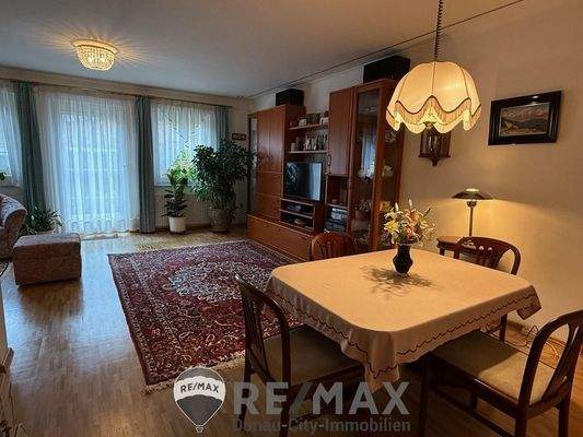 16 Essbereich Wohnzimmer RH 1230