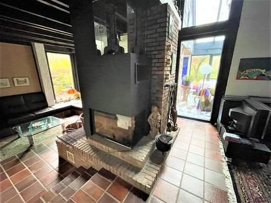 23. Kamin