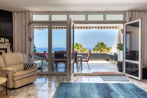 Ausblick Wohn- Esszimmer