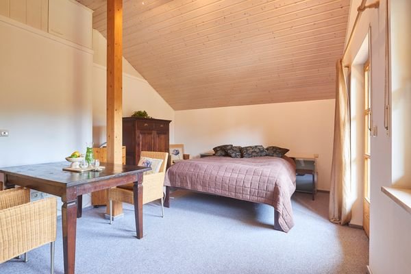 Ferienwohnung (über Garage)