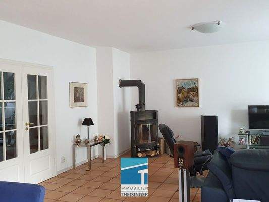 Ausgang Wohnen doppelflüglige Türe in die Diele