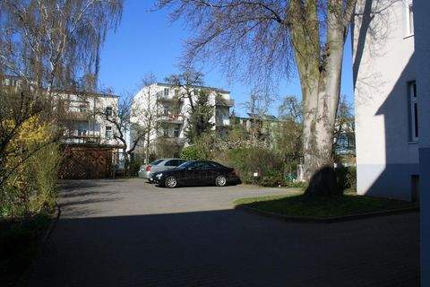 Rostock Garage, Rostock Stellplatz