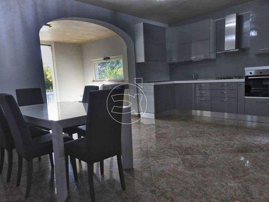 Renovierte Luxus Villa