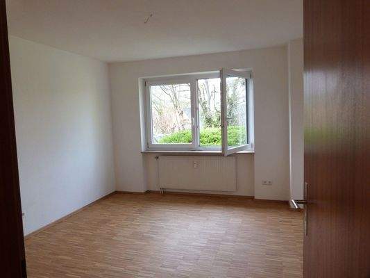 Kinder-/Gäste-/Arbeitszimmer