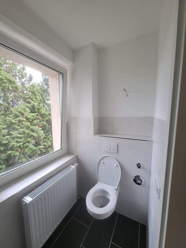 Renovierte 2 Raum Wohnung in Oberhohndorf Zwickau ab sofort zu vermieten - Photo 1