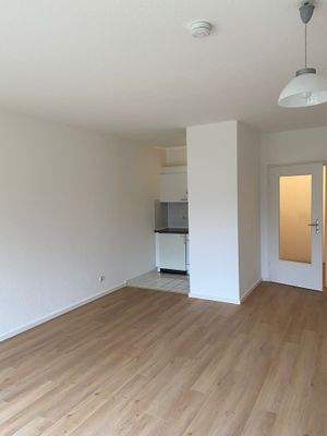 Wohnzimmer_mit EBK.jpeg