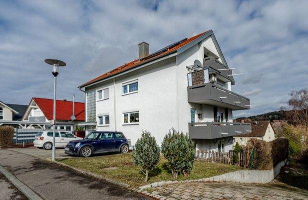 Gepflegtes Mehrfamilienhaus in ruhiger Wohnlage