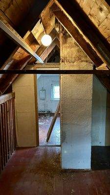 Blick auf den Dachboden