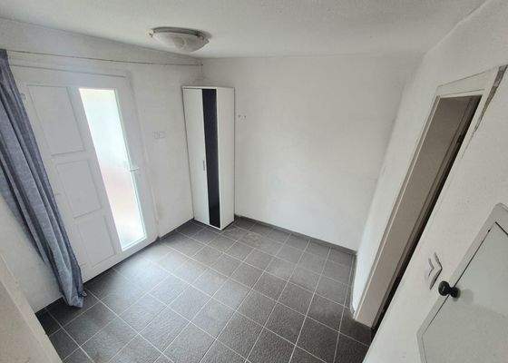 Eingangsbereich Wohnung 1.jpeg