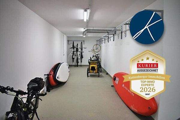 Riesiger Abstellraum Teil 2