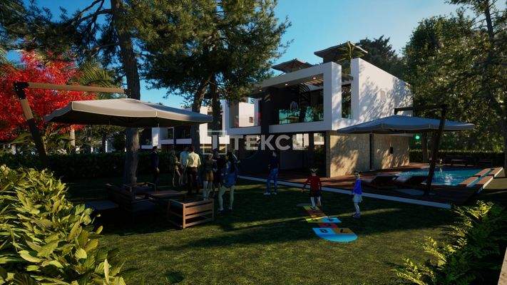 Villas with Sea Views in a Central Location in Lapta