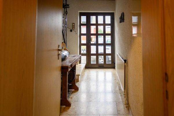 15-Hausflur möbliert