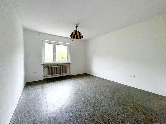 1st Floor: Bedroom 2