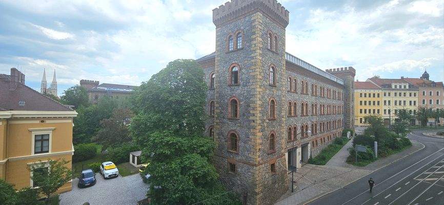 straßenseitiger Ausblick