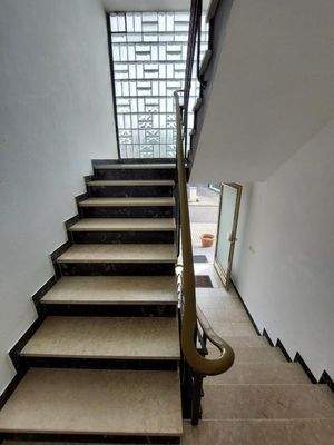 Blick ins Treppenhaus