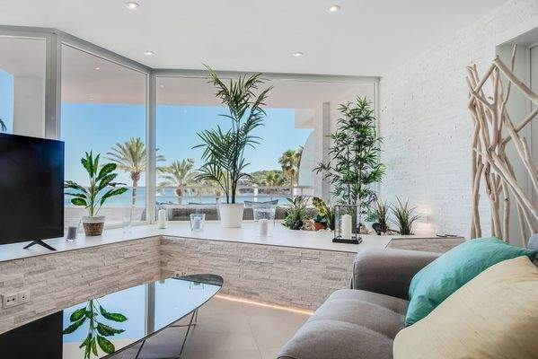 Living area in apartment in Magaluf 4