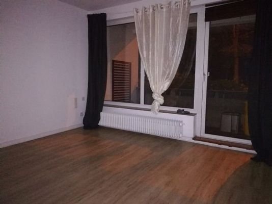 EG Wohnung mit Balkon