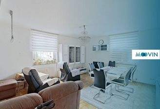 Ansicht I: Wohn - und Essbereich