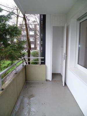 Balkon mit Abstellkammer