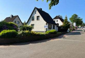 Blick von der Strasse