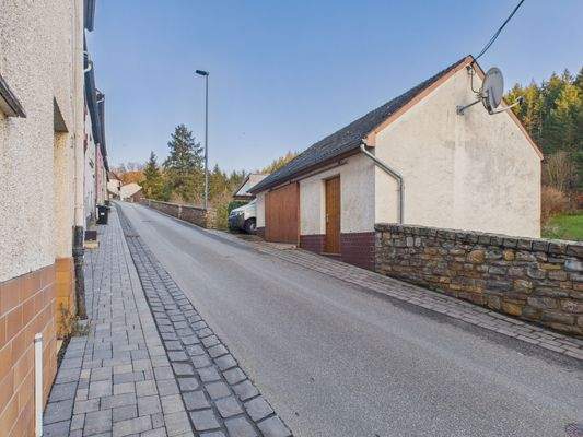 CAM01223G0-PR0174-STILL010