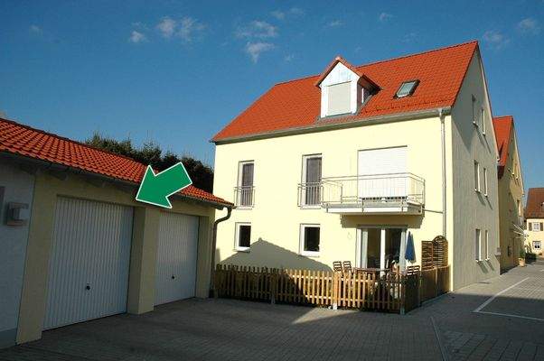 Garage direkt am Haus