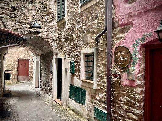 IB996_10 TERRA ITALIA IMMOBILIEN_REAL ESTATE_VILLA