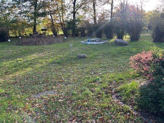 Spielplatz mit Brunnen