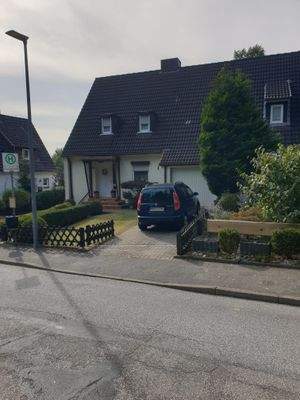 Haus von der Strasse.jpg