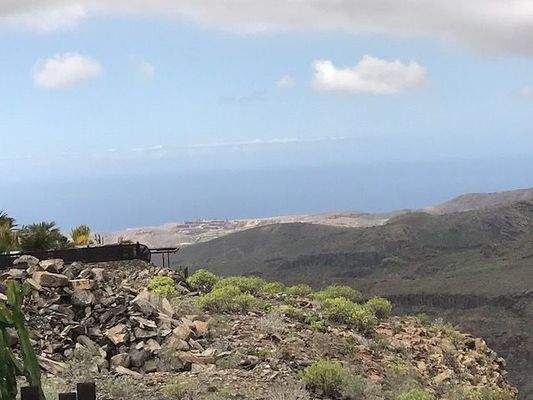 Phantastischer Weitblick bis zum Meer