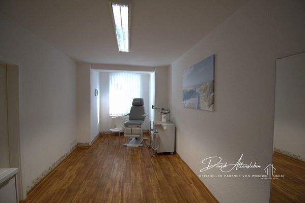 Behandlungszimmer 1