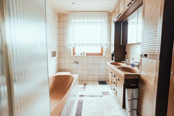 Badezimmer Erdgeschoss