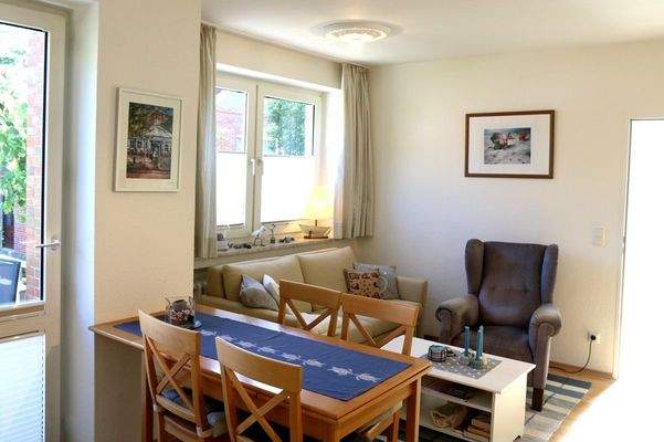 Wohn-  und Essbereich 