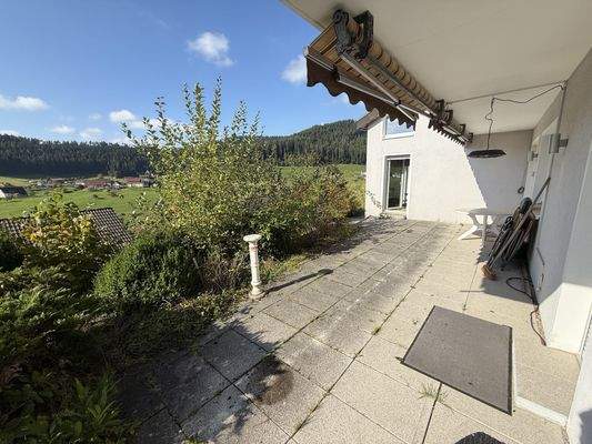 Gartenterrasse - UG mit elektr. Markisen