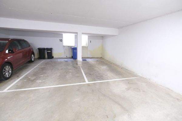 Tiefgaragen-Stellplatz