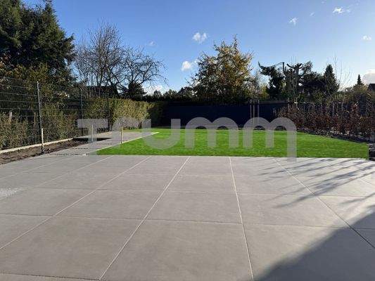 Großformatige Terrassenplatten