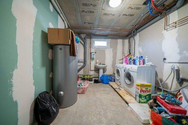 Waschküche Heizung KG