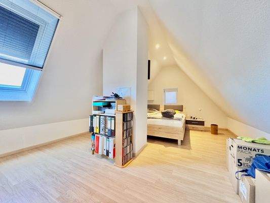 Elternschlafzimmer DG