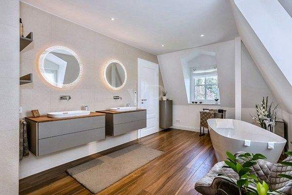 Masterbad im Obergeschoss