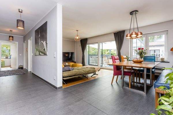 Offener Wohn- und Essbereich